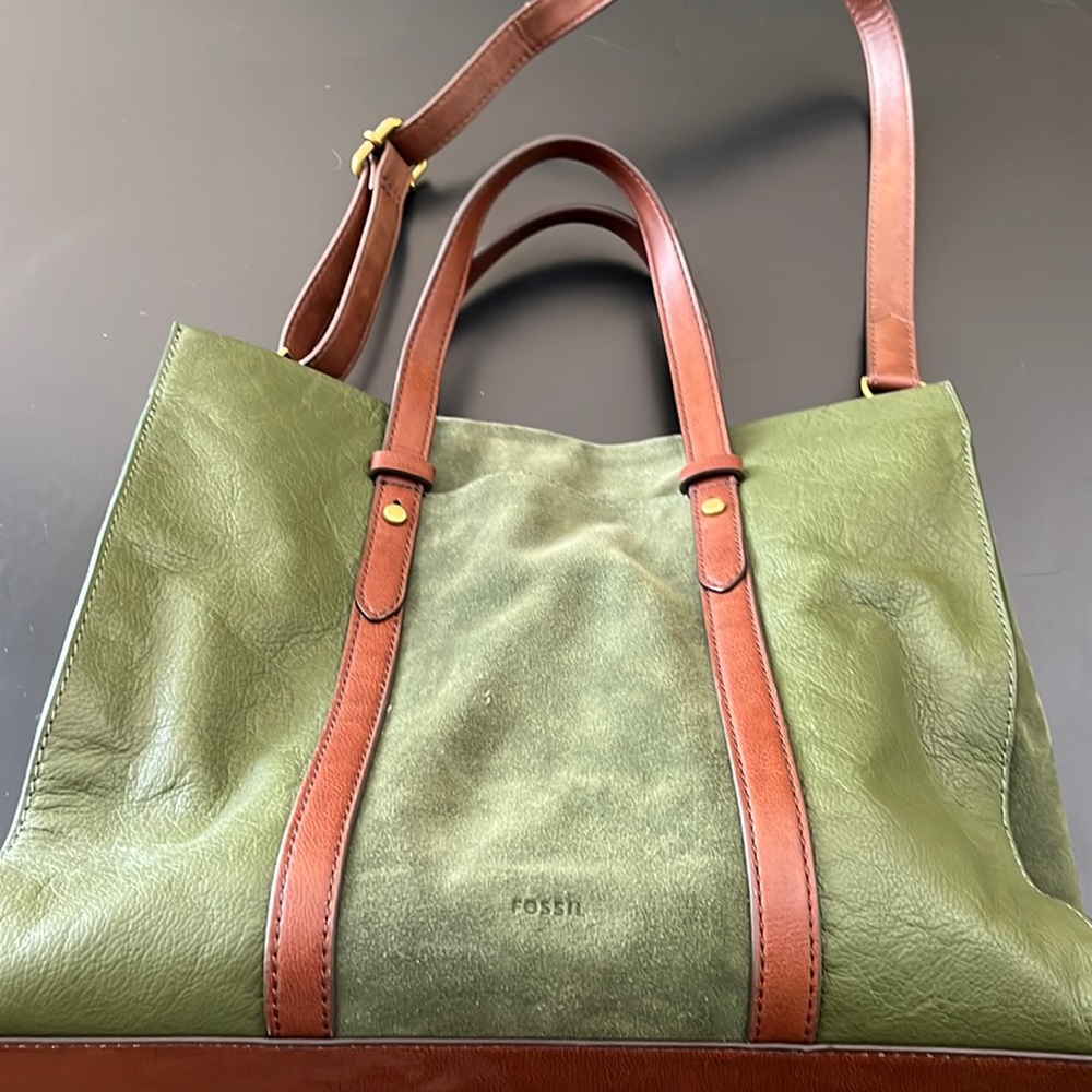 Green leather and suede fossil bag
